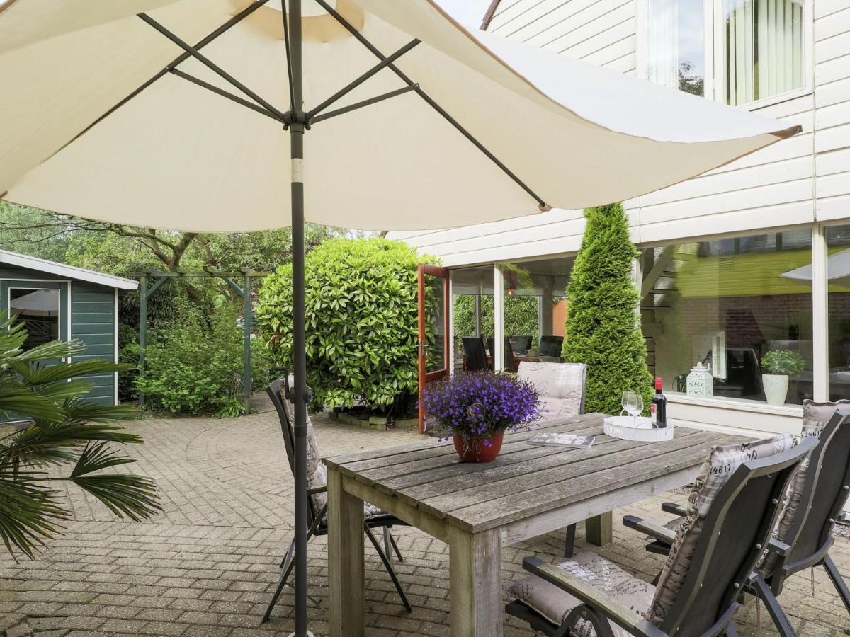 Cosy Holiday Home In Noordwijkerhout Near Lake Екстериор снимка